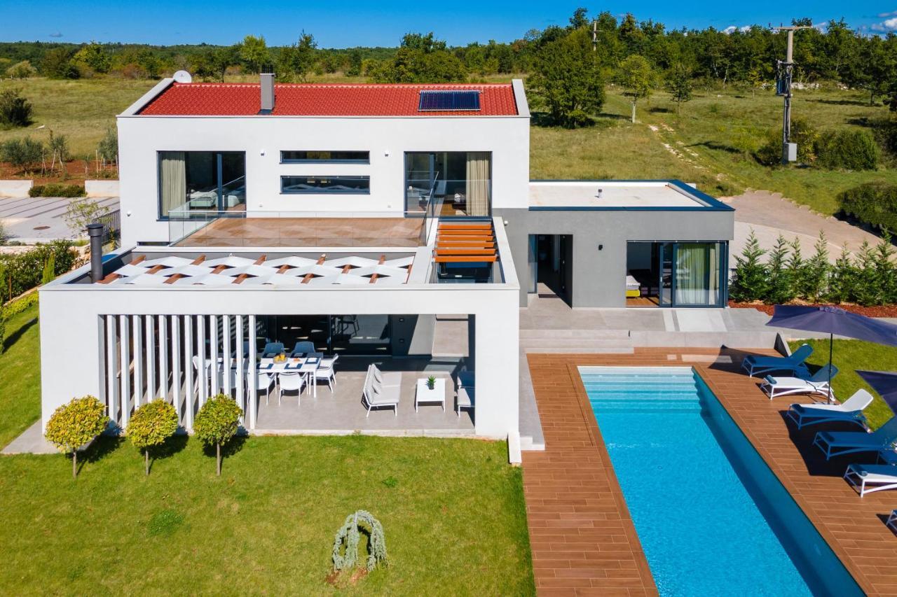 Villa Sabina Visnjan Exterior photo