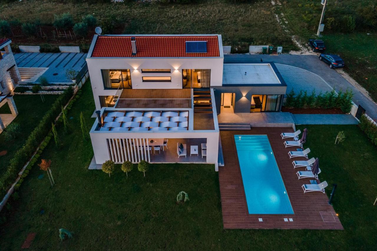 Villa Sabina Visnjan Exterior photo